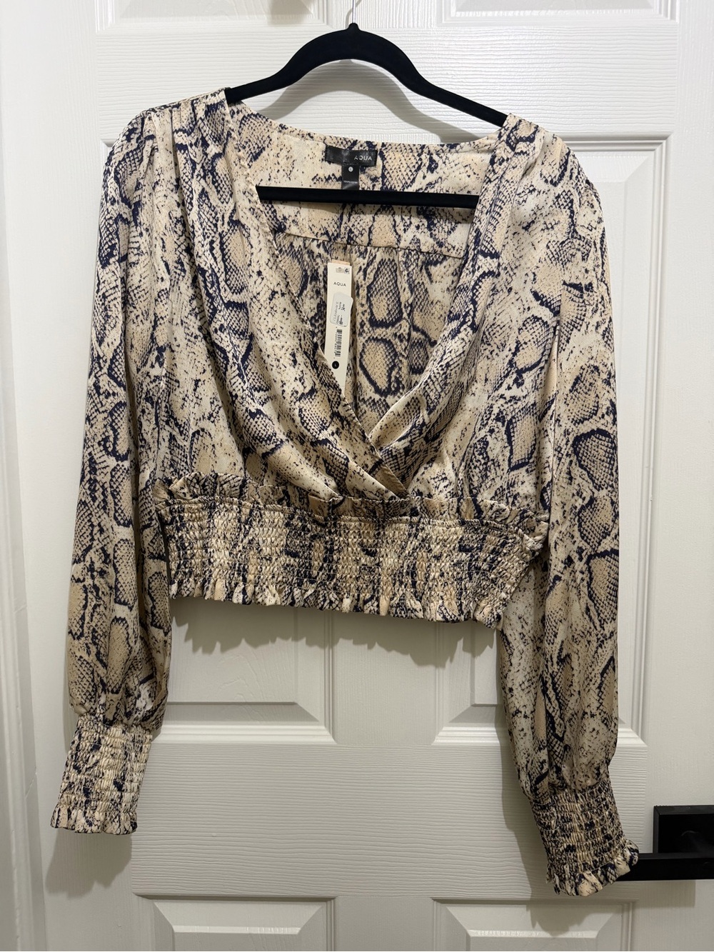 NWT Aqua Snake Print Smocked Long Sleeve Crop Top Size Large